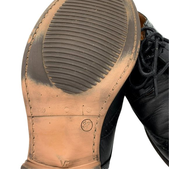 Women’s Lõcale Black Leather Lace-Up Winged Tip Oxford Shoes - Picture 7 of 9